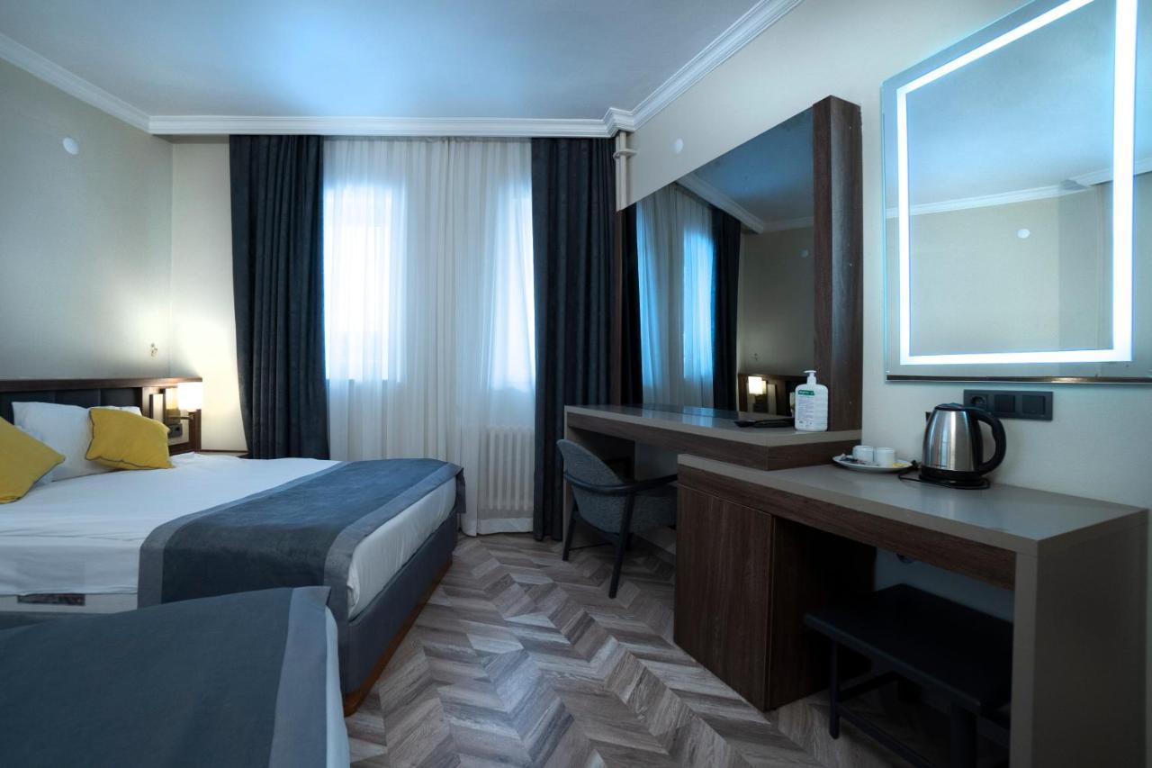 Uk Ankara Hotel Buitenkant foto